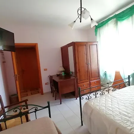 Lo Smeraldo Nocleg ze śniadaniem Grottaglie