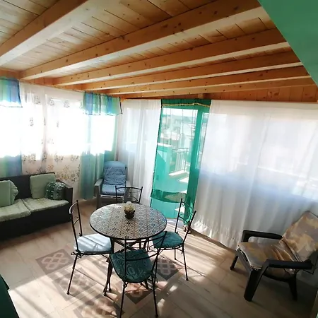 Oda ve Kahvaltı Lo Smeraldo 4*